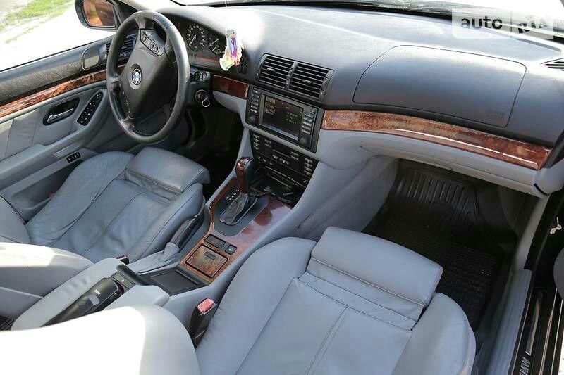 Продам BMW 530 full 2003 года в Киеве