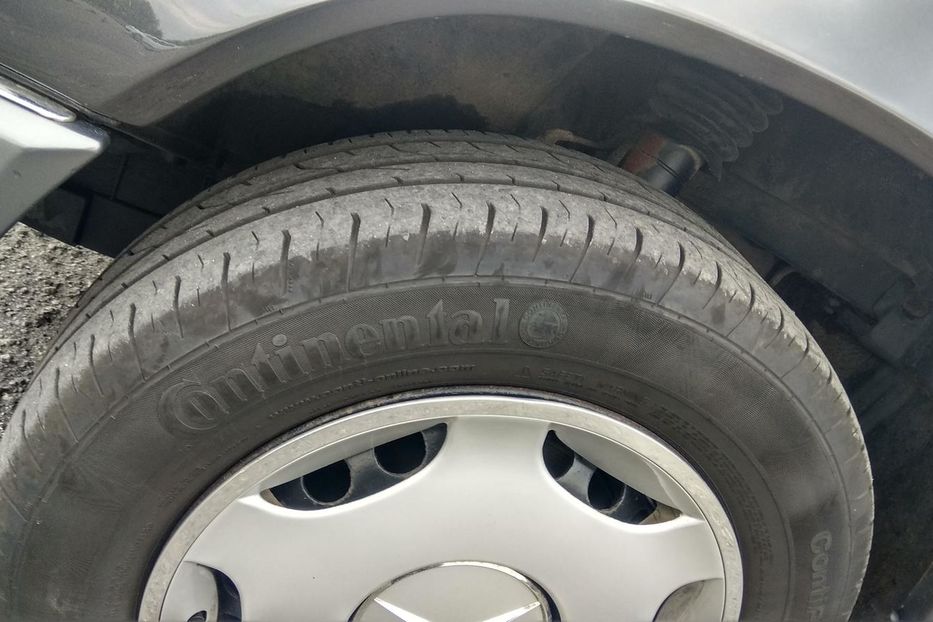 Продам Mercedes-Benz E-Class E 230 1992 года в Хмельницком