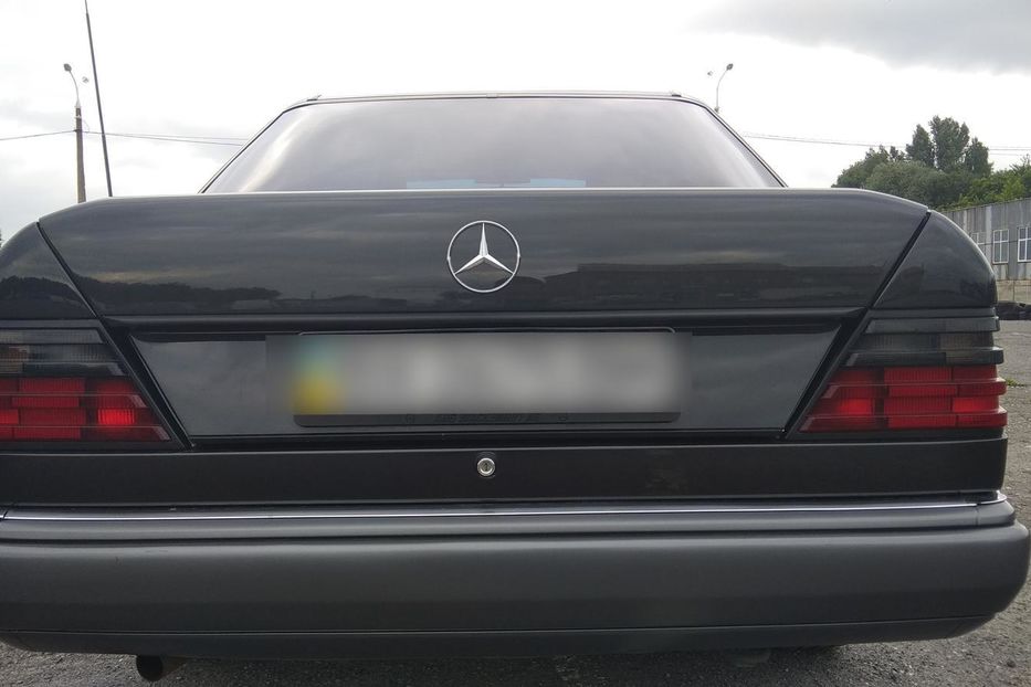 Продам Mercedes-Benz E-Class E 230 1992 года в Хмельницком