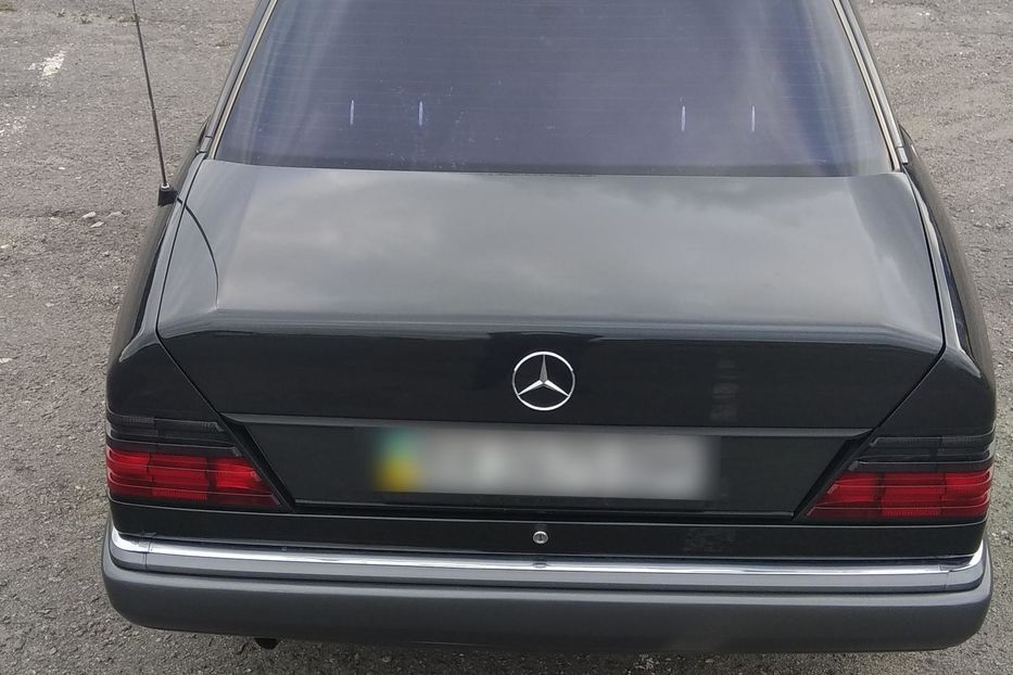 Продам Mercedes-Benz E-Class E 230 1992 года в Хмельницком