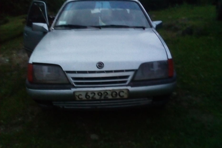 Продам Opel Rekord 1984 года в г. Косов, Ивано-Франковская область