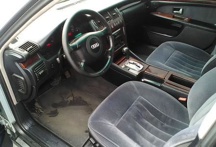 Продам Audi A8 2.5TDI 1998 года в Одессе