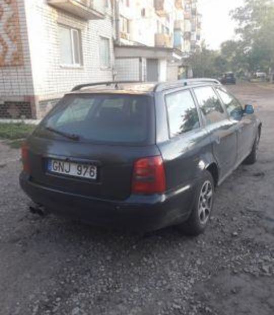 Продам Audi A4 Люкс 1998 года в г. Покровское, Днепропетровская область