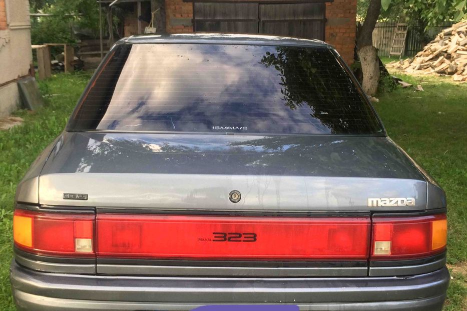Продам Mazda 323 1989 года в Черновцах