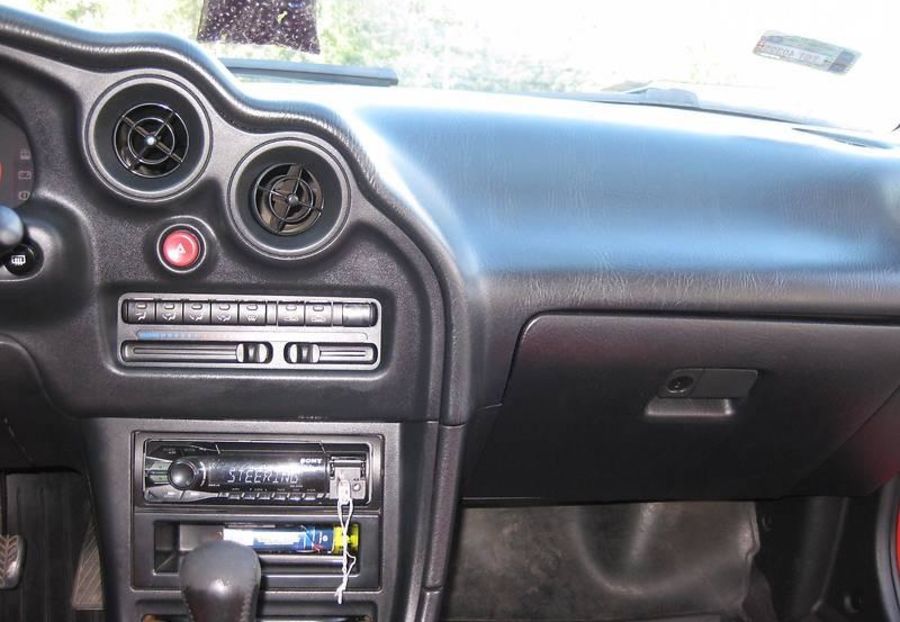 Продам Mazda MX-3 1998 года в Киеве