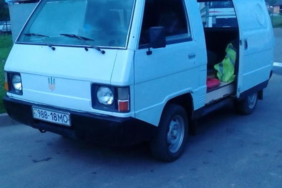 Продам Mitsubishi L 300 пасс. 1985 года в Виннице