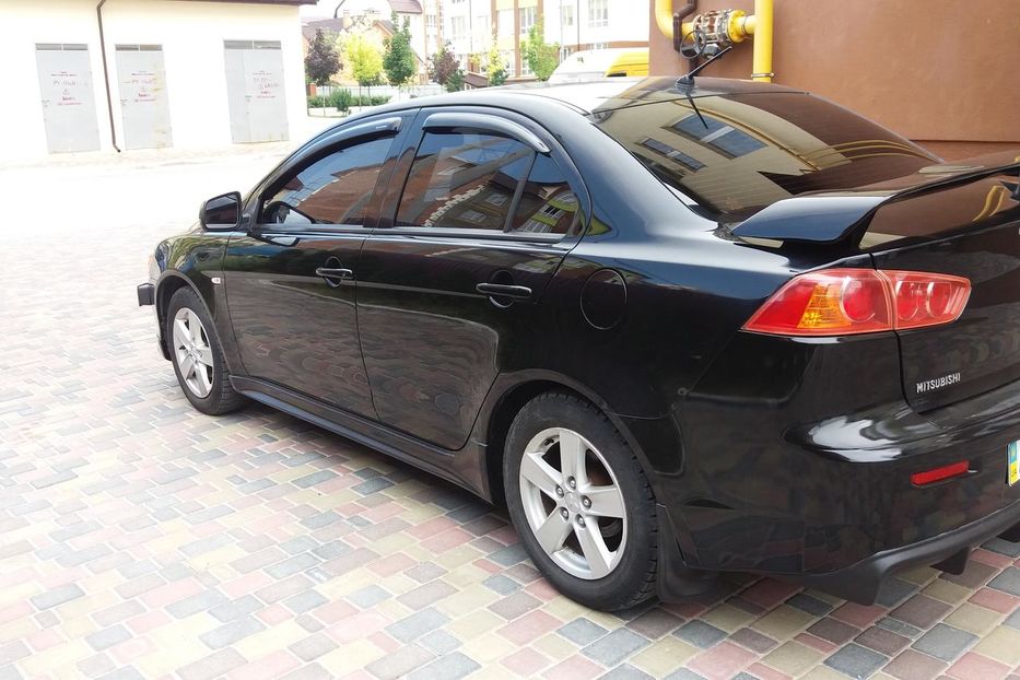 Продам Mitsubishi Lancer X 2008 года в Киеве