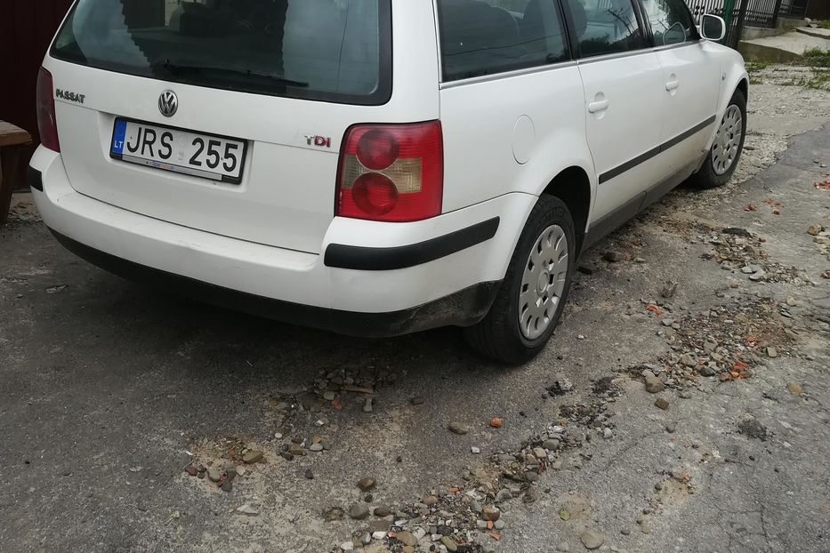 Продам Volkswagen Passat B5 2001 года в Черновцах