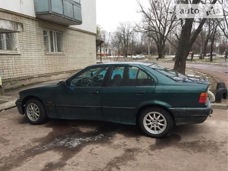 Продам BMW 318 TDS 1995 года в Киеве