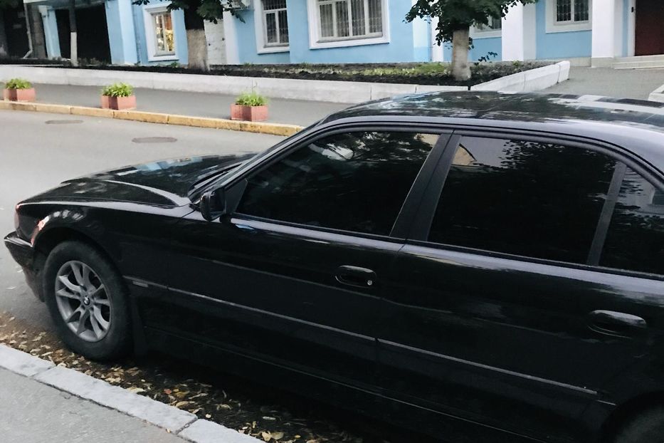 Продам BMW 740 2001 года в Киеве