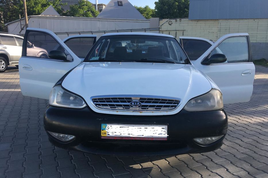 Продам Kia Clarus 1998 года в Одессе