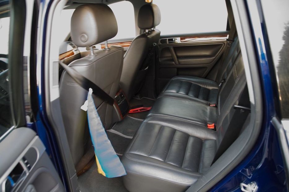 Продам Volkswagen Touareg 2005 года в Киеве