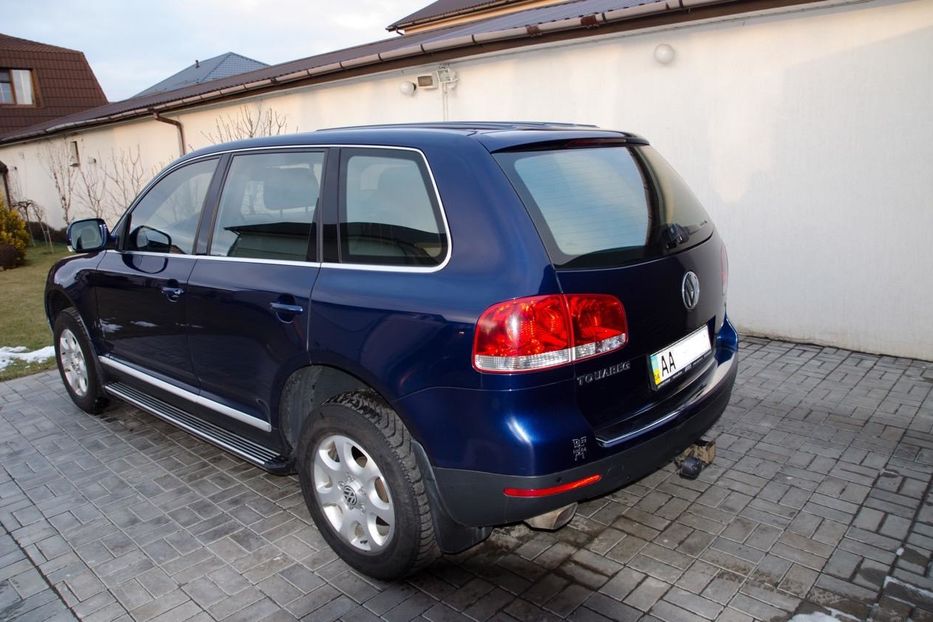 Продам Volkswagen Touareg 2005 года в Киеве