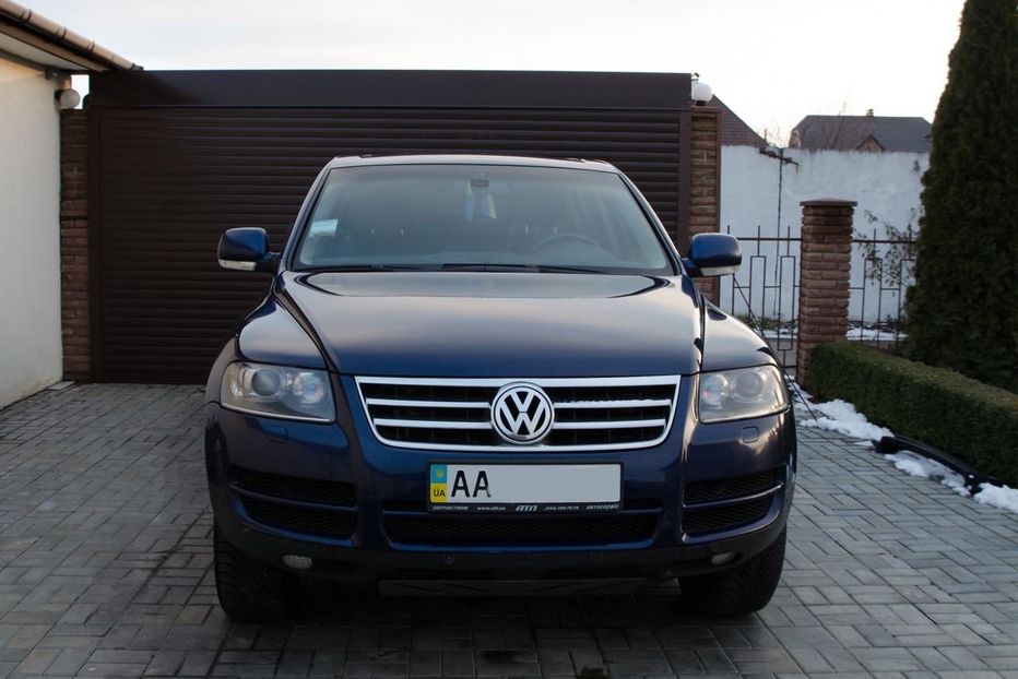 Продам Volkswagen Touareg 2005 года в Киеве
