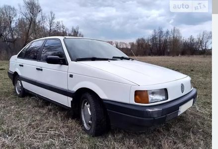 Продам Volkswagen Passat B3 1989 года в Киеве