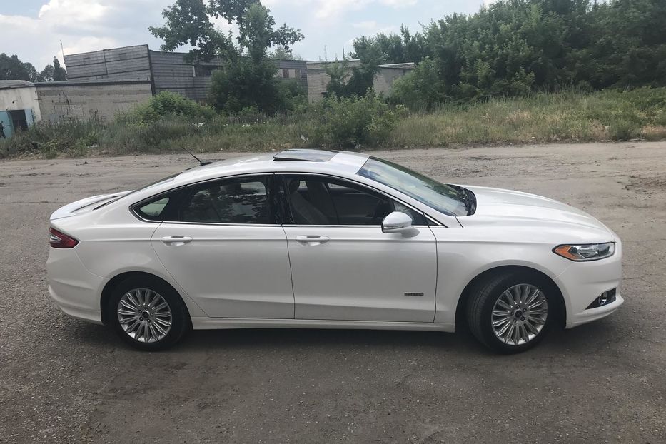 Продам Ford Fusion Plug-in 2014 года в Харькове