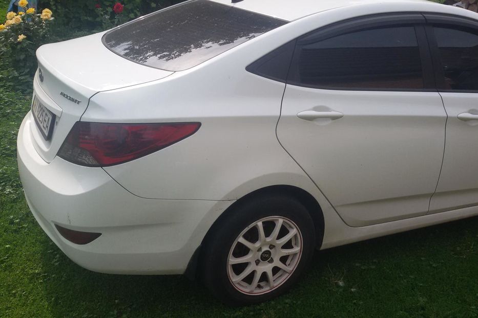 Продам Hyundai Accent  Comfort  2012 года в Киеве