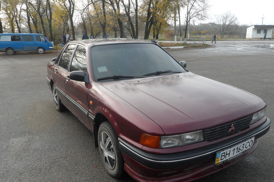 Продам Mitsubishi Galant Тонирование стекол 1991 года в Одессе