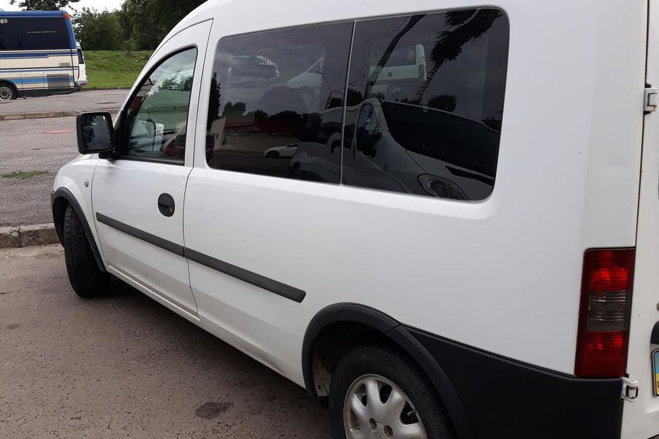 Продам Opel Combo пасс. 2004 года в Львове