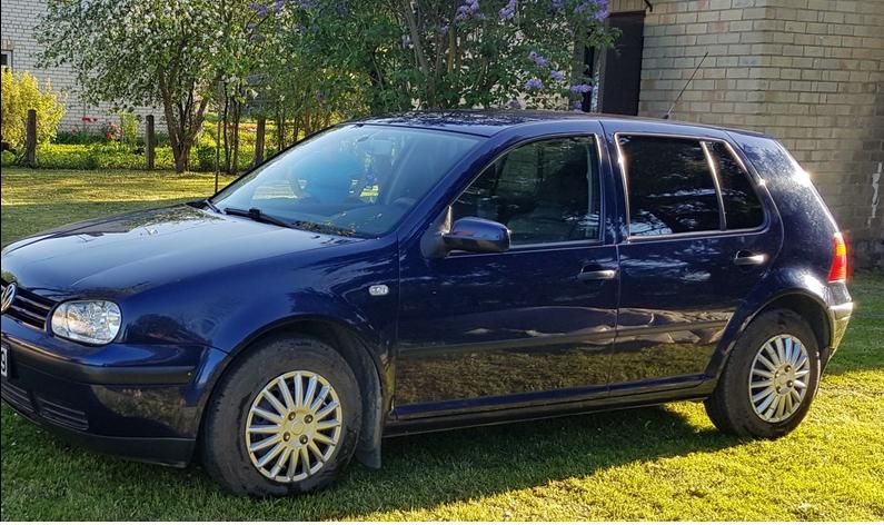 Продам Volkswagen Golf IV 2001 года в Киеве