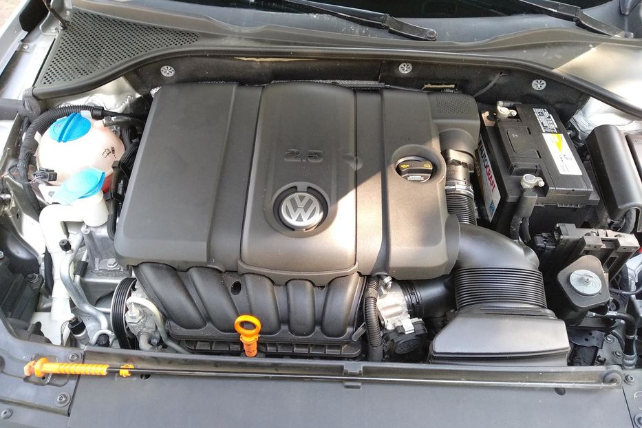 Продам Volkswagen Passat B7 ES 2012 года в Запорожье
