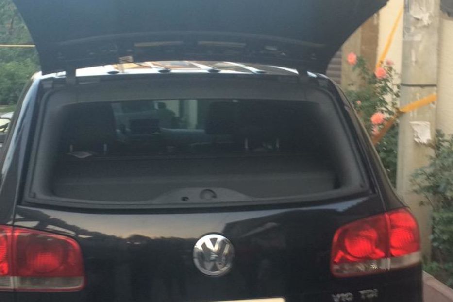 Продам Volkswagen Touareg 2004 года в Одессе