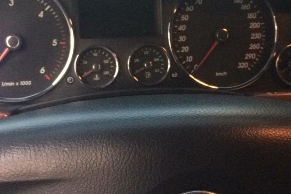 Продам Volkswagen Touareg 2004 года в Одессе
