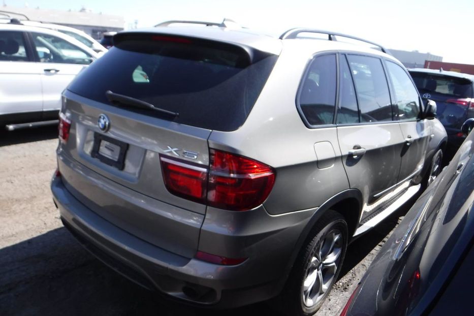 Продам BMW X5 2011 года в Одессе