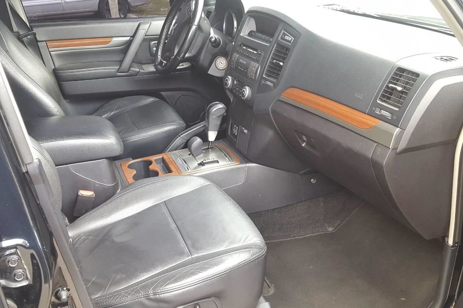 Продам Mitsubishi Pajero Wagon 2008 года в Киеве