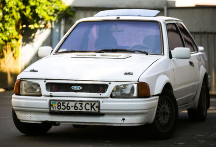 Продам Ford Escort RS 1985 года в Киеве