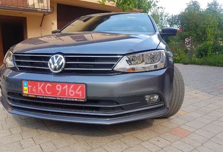 Продам Volkswagen Jetta sport 2015 года в Львове