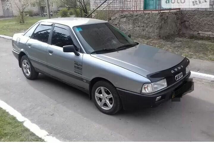 Продам Audi 80 1987 года в г. Заречное, Ровенская область
