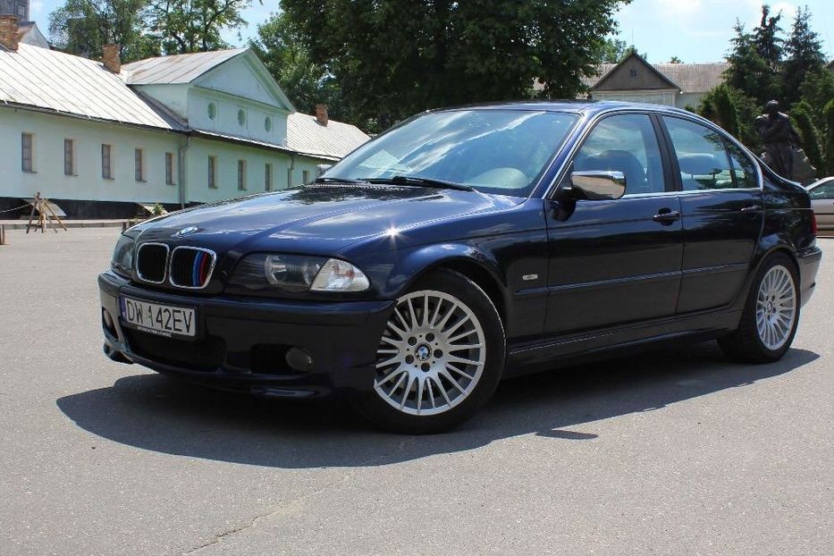Продам BMW 330 2003 года в Киеве