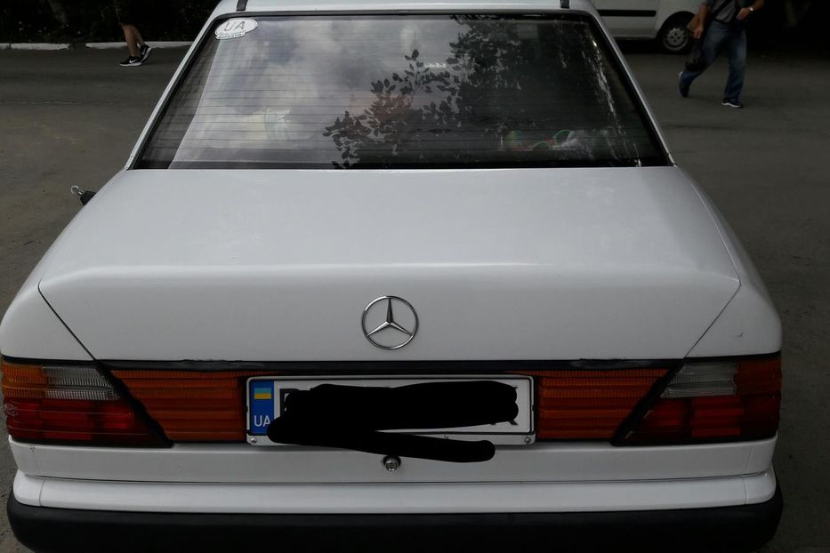 Продам Mercedes-Benz E-Class 230 w 124 1987 года в Херсоне