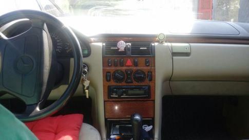 Продам Mercedes-Benz E-Class Е230 1996 года в Киеве