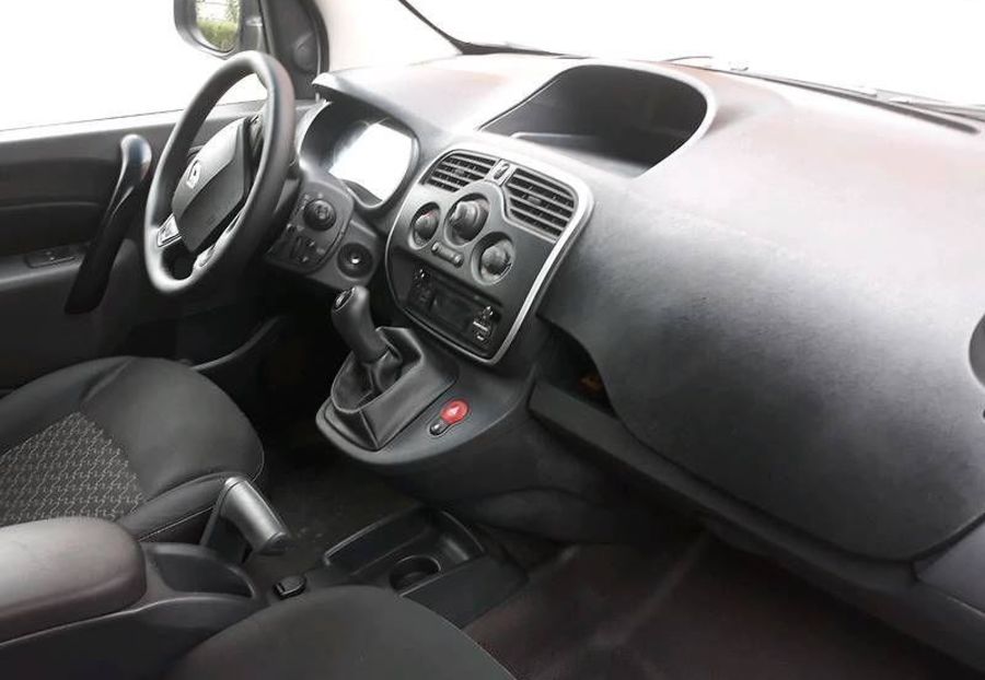 Продам Renault Kangoo пасс. 2013 года в Луцке