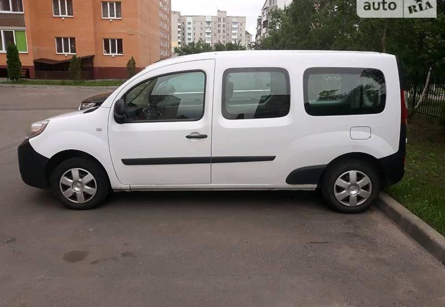 Продам Renault Kangoo пасс. 2013 года в Луцке