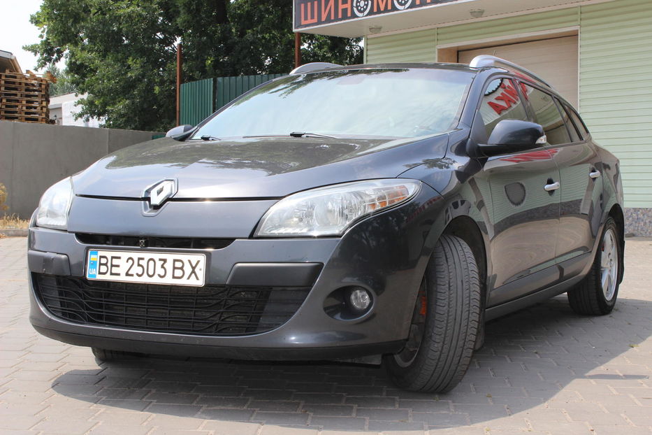 Продам Renault Megane навигация,панорама 2012 года в Николаеве