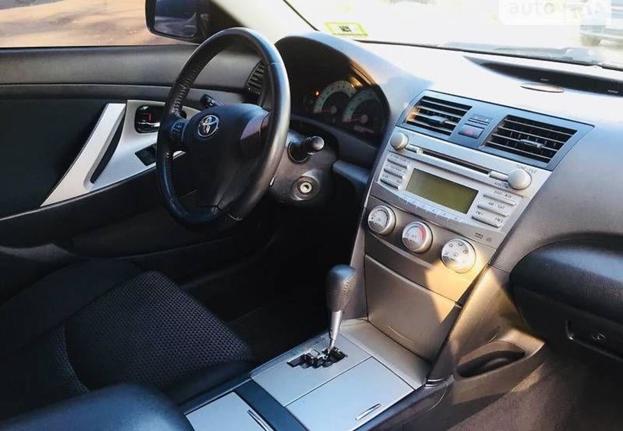 Продам Toyota Camry 2011 года в Киеве