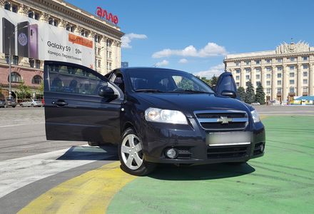 Продам Chevrolet Aveo 1,5 2011 года в Харькове