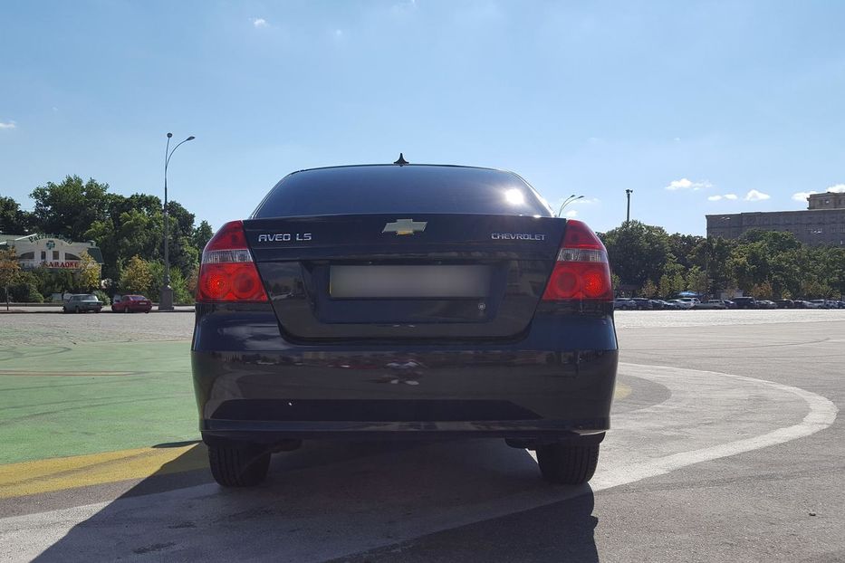 Продам Chevrolet Aveo 1,5 2011 года в Харькове