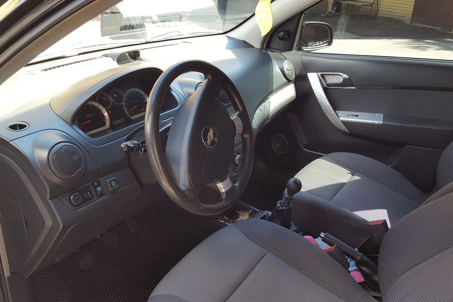 Продам Chevrolet Aveo 1,5 2011 года в Харькове