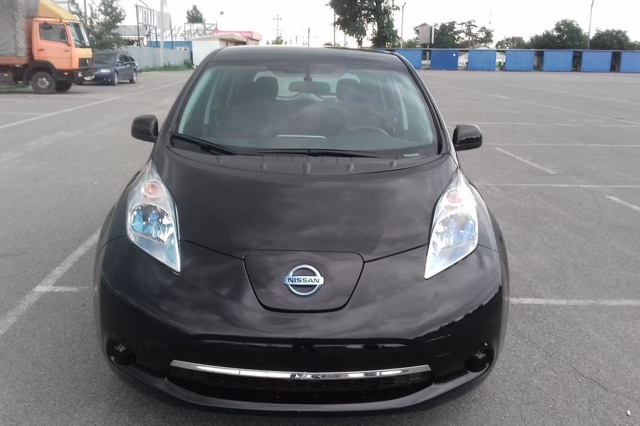 Продам Nissan Leaf s 2014 года в Киеве