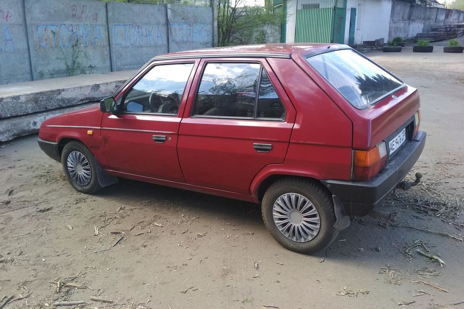 Продам Skoda Favorit 135L 1993 года в г. Кривой Рог, Днепропетровская область