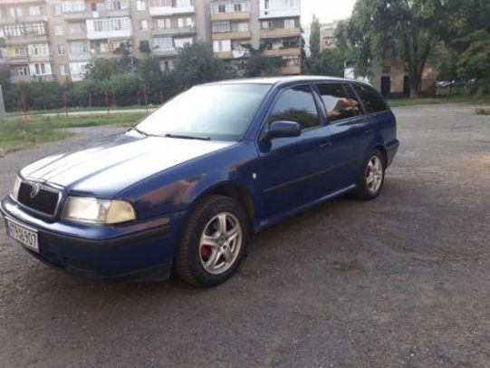 Продам Skoda Octavia 1999 года в Ужгороде