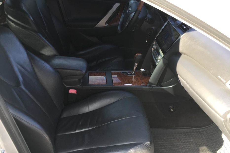 Продам Toyota Camry 2008 года в Киеве