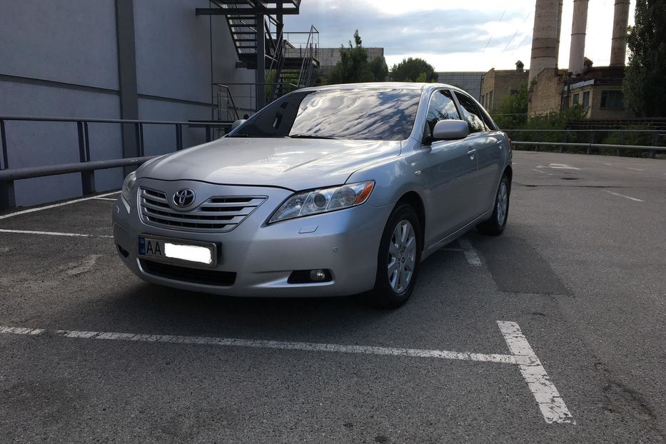 Продам Toyota Camry 2008 года в Киеве