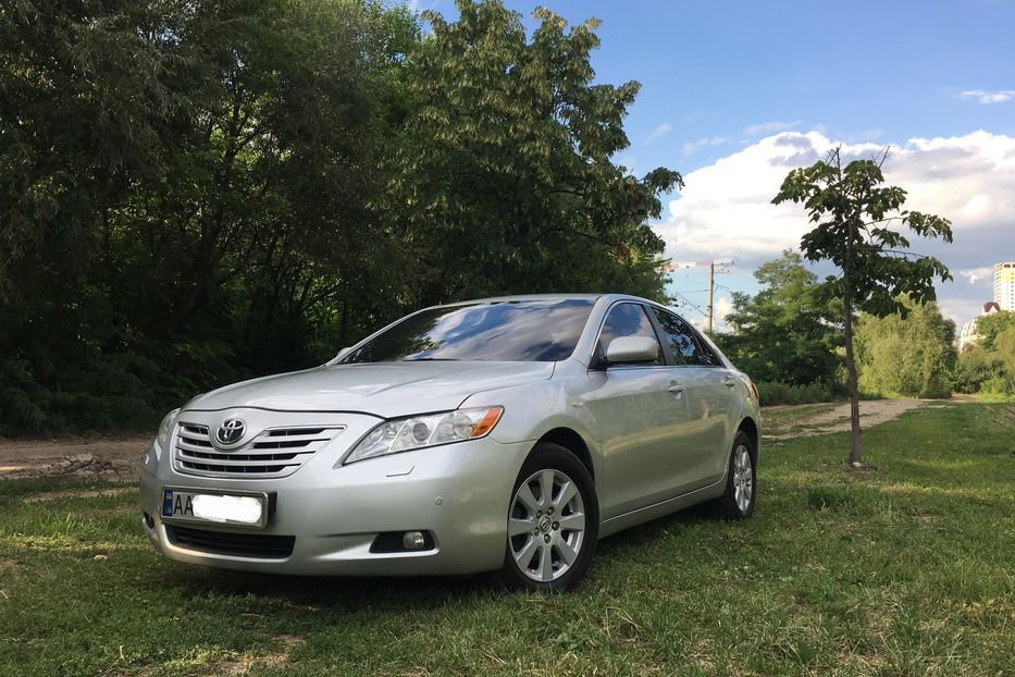 Продам Toyota Camry 2008 года в Киеве