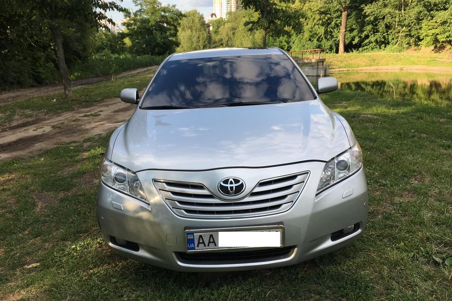 Продам Toyota Camry 2008 года в Киеве