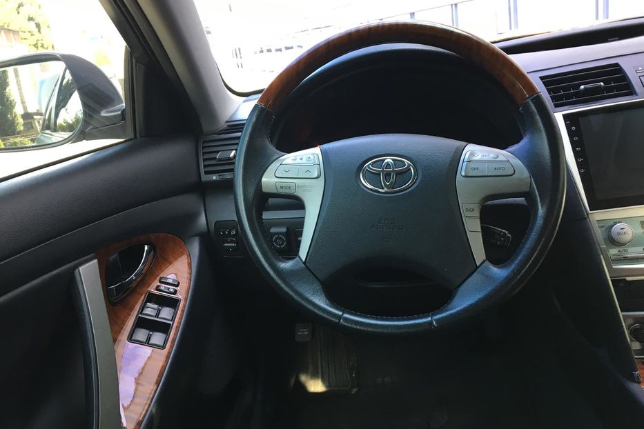 Продам Toyota Camry 2008 года в Киеве